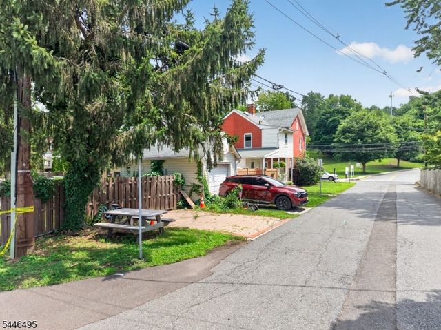245 N Main St, Lambertville City, NJ 08530