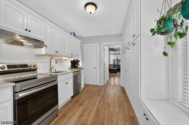245 N Main St, Lambertville City, NJ 08530