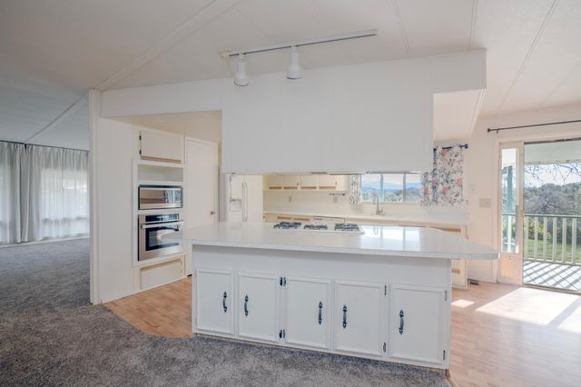 38150 Sumac Lane, Yokuts Valley, CA 93675