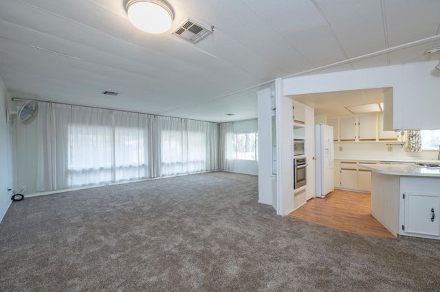 38150 Sumac Lane, Yokuts Valley, CA 93675