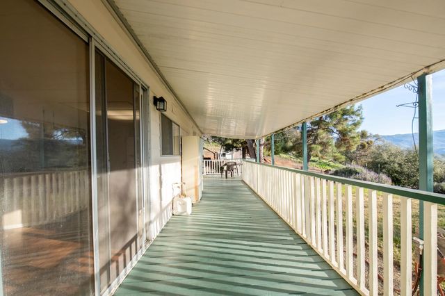 38150 Sumac Lane, Yokuts Valley, CA 93675