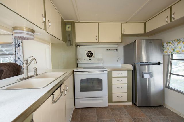 38150 Sumac Lane, Yokuts Valley, CA 93675