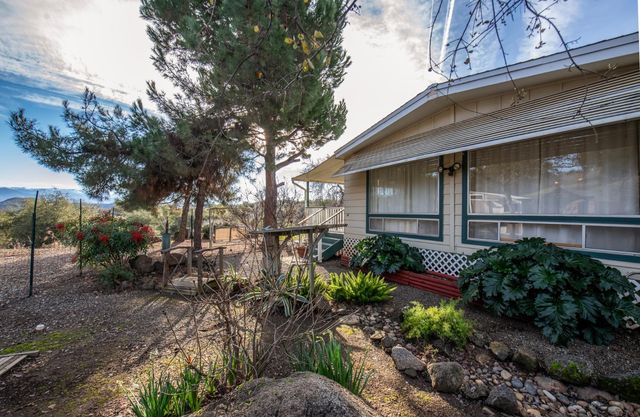 38150 Sumac Lane, Yokuts Valley, CA 93675