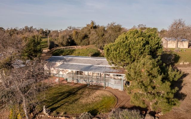 38150 Sumac Lane, Yokuts Valley, CA 93675