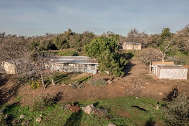 38150 Sumac Lane, Yokuts Valley, CA 93675