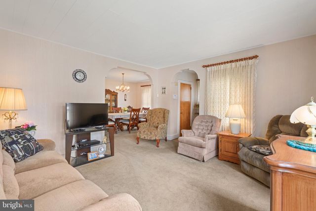 1421 MAPLE AVE, Haddon Heights, NJ 08035