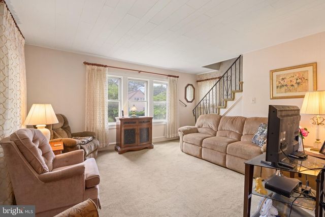 1421 MAPLE AVE, Haddon Heights, NJ 08035