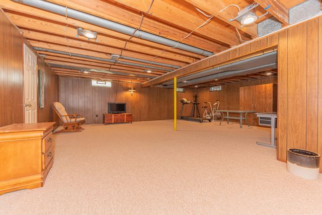 1075 Harold Circle, Scio Twp, MI 48103