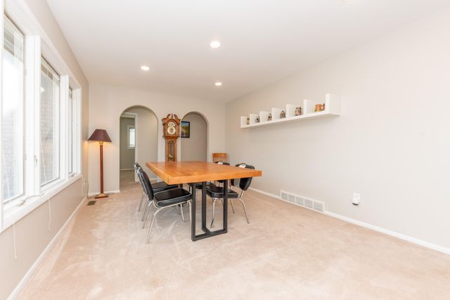 1075 Harold Circle, Scio Twp, MI 48103