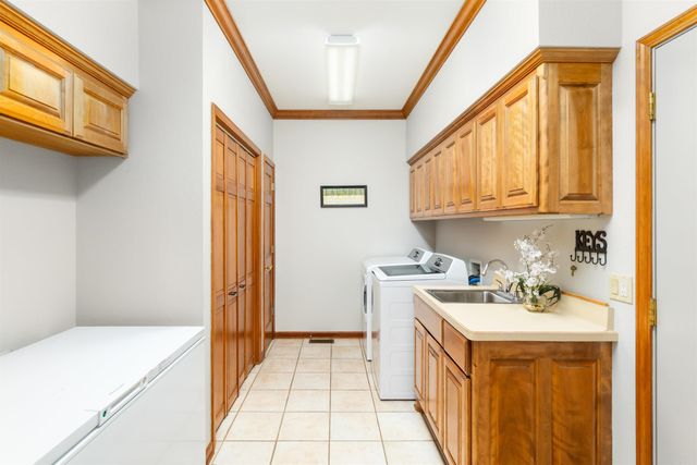 23 Darro Way, Hot Springs Village, AR 71909