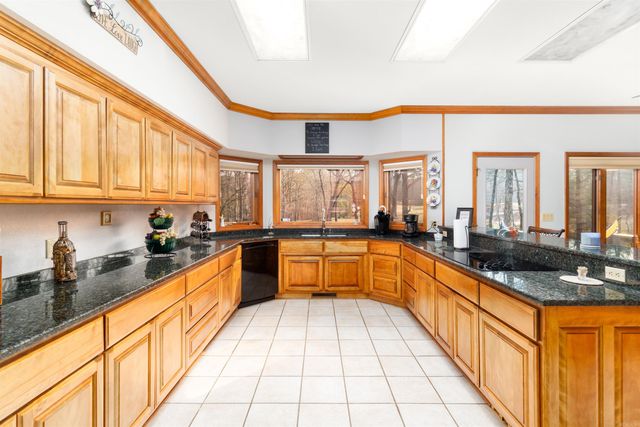 23 Darro Way, Hot Springs Village, AR 71909