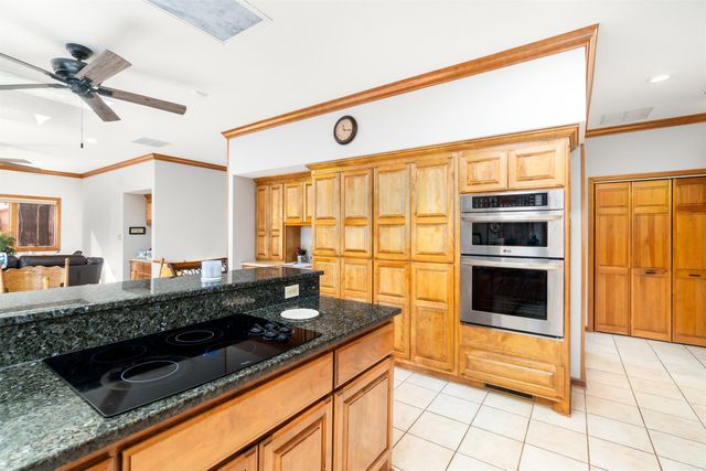 23 Darro Way, Hot Springs Village, AR 71909