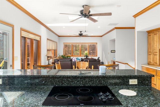 23 Darro Way, Hot Springs Village, AR 71909