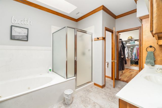 23 Darro Way, Hot Springs Village, AR 71909
