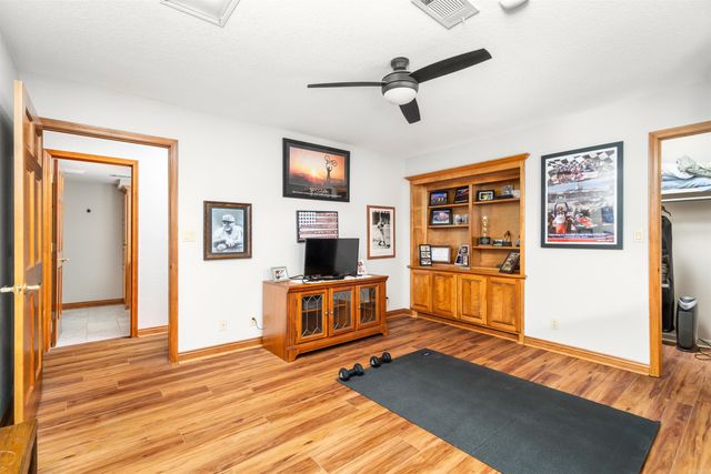23 Darro Way, Hot Springs Village, AR 71909