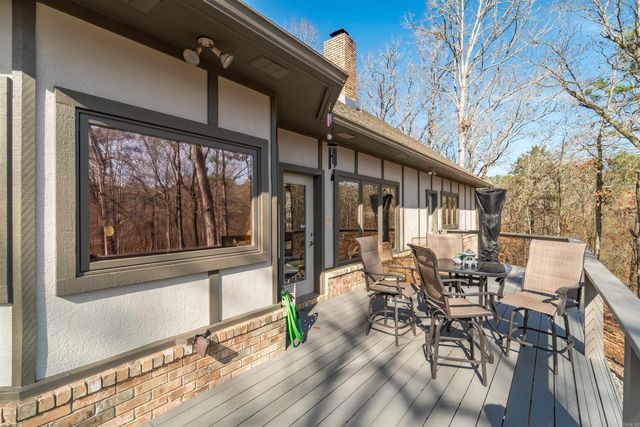 23 Darro Way, Hot Springs Village, AR 71909