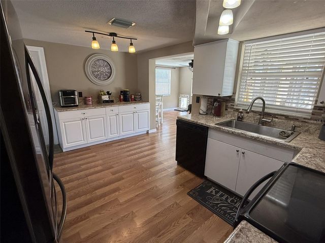 9721 LAKE CHRISE LANE, Port Richey, FL 34668