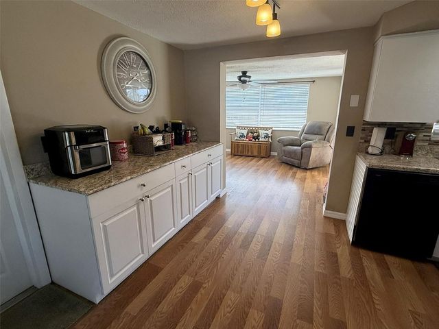 9721 LAKE CHRISE LANE, Port Richey, FL 34668