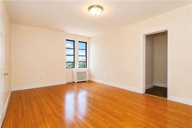 1289 E 19th St Apt F7, New York City, NY 11230