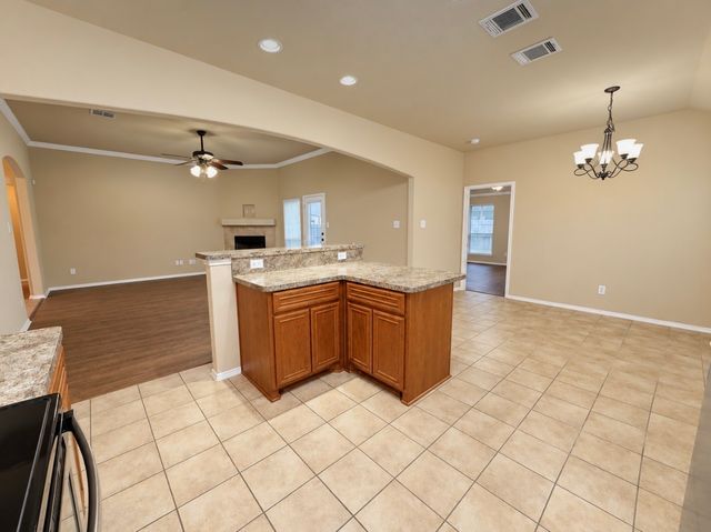 923 Grouse Road, Glenn Heights, TX 75154