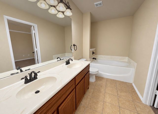 923 Grouse Road, Glenn Heights, TX 75154