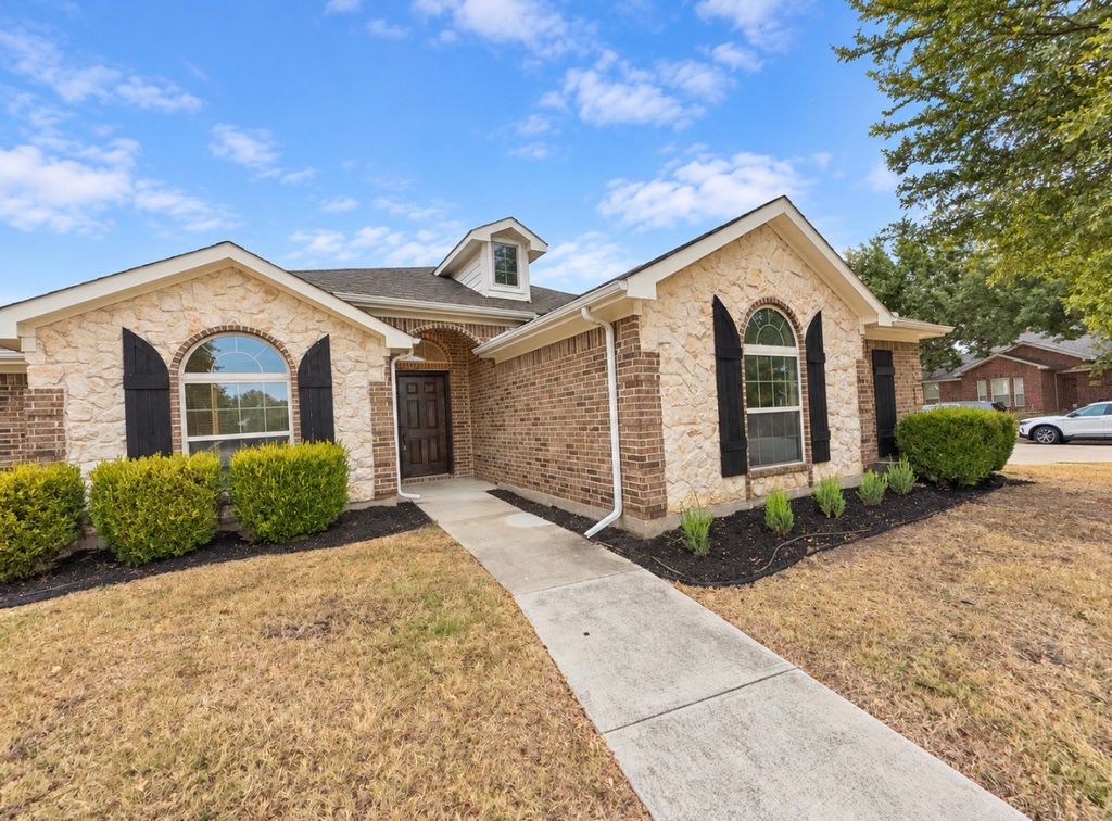 923 Grouse Road, Glenn Heights, TX 75154 — photo 2