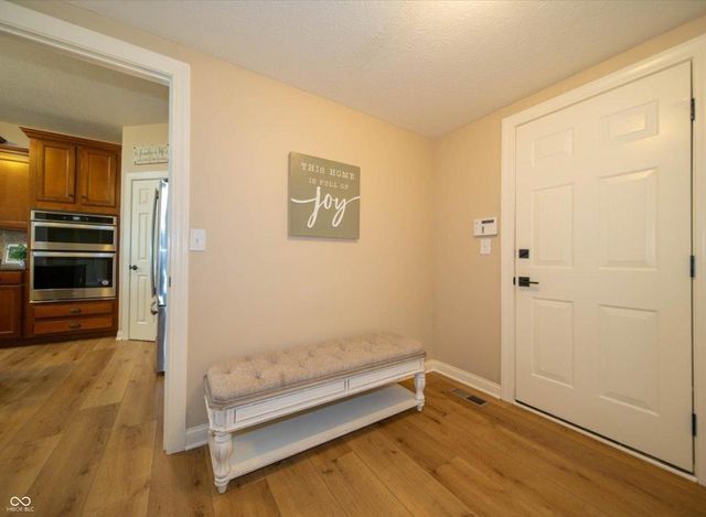 16291 Ambia Circle, Westfield, IN 46074