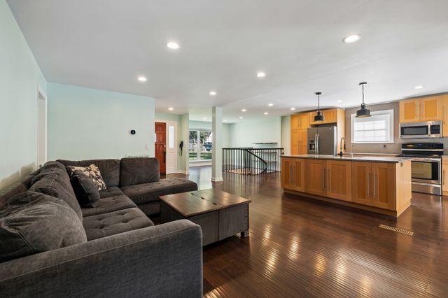 228 Kensington Pl, Franklin, TN 37067