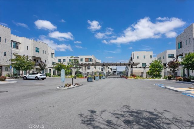 2054 Mylitta, Gardena, CA 90249
