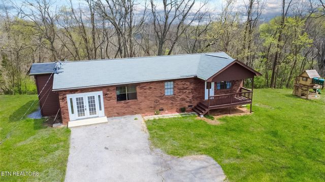 1040 Loop Rd, Sevierville, TN 37876