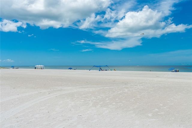 11605 GULF BOULEVARD 503, St Petersburg, FL 33706