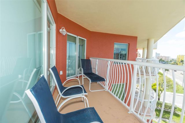 11605 GULF BOULEVARD 503, St Petersburg, FL 33706