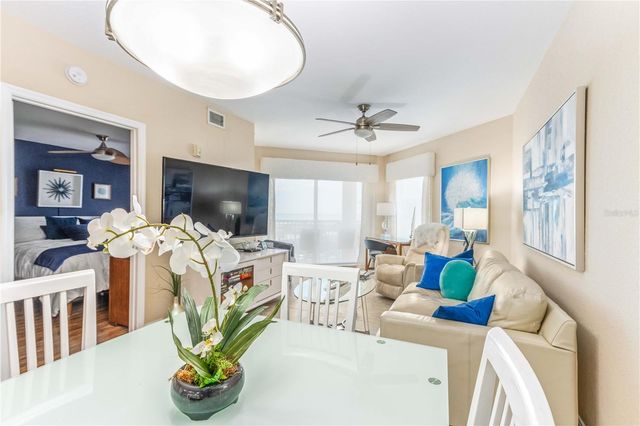 11605 GULF BOULEVARD 503, St Petersburg, FL 33706