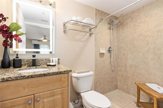11605 GULF BOULEVARD 503, St Petersburg, FL 33706