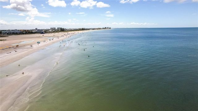 11605 GULF BOULEVARD 503, St Petersburg, FL 33706