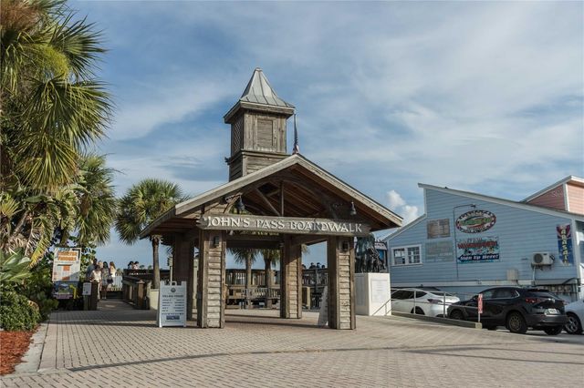 11605 GULF BOULEVARD 503, St Petersburg, FL 33706