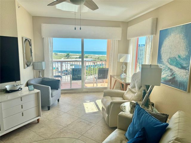 11605 GULF BOULEVARD 503, St Petersburg, FL 33706