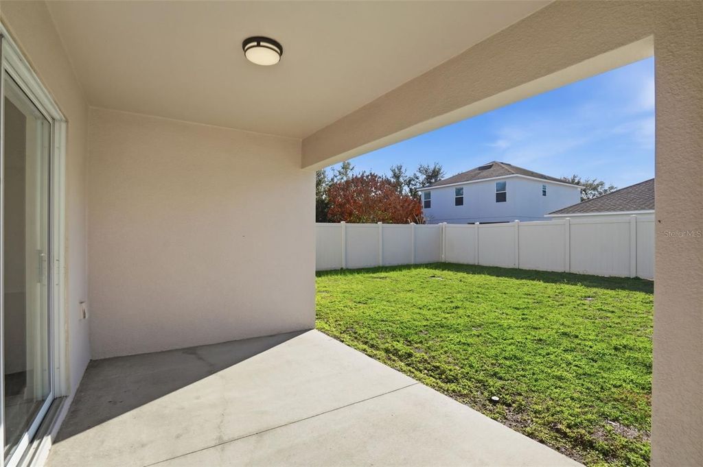 Image 33 of property listing at 15419 SHOAL HAVEN PLACE, Ruskin, FL 33573