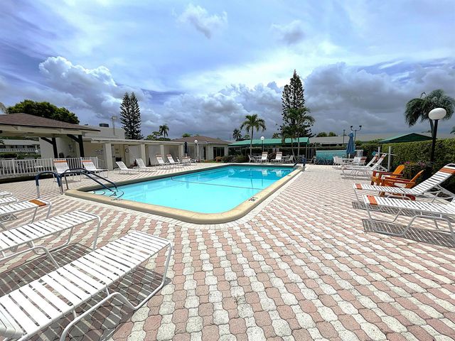 2431 Del Aire Boulevard 115-d, Delray Beach, FL 33445