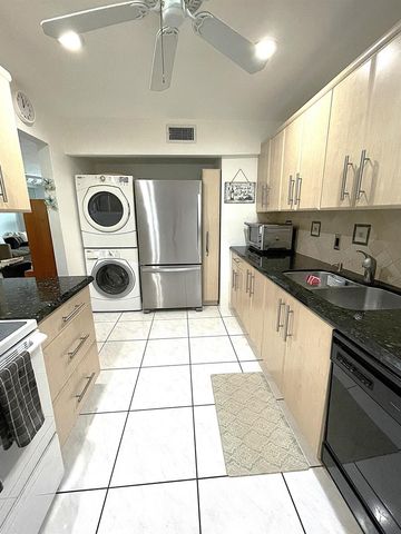 2431 Del Aire Boulevard 115-d, Delray Beach, FL 33445