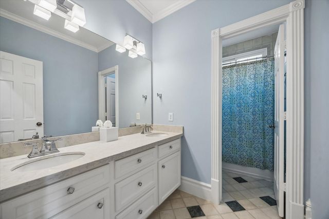 316 E 5th Street, Houston, TX 77007