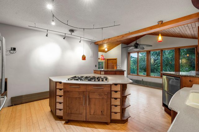 3396 Glen Oaks Avenue, White Bear Lake, MN 55110