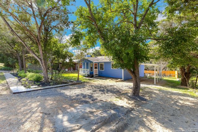 731 Hillside Loop, Canyon Lake, TX 78133