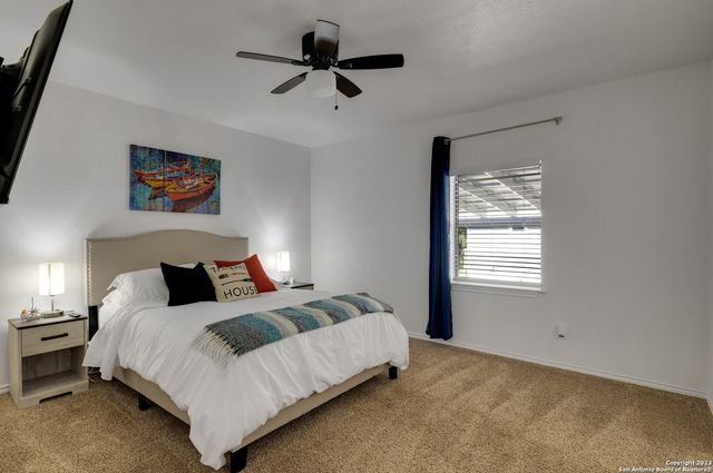 731 Hillside Loop, Canyon Lake, TX 78133