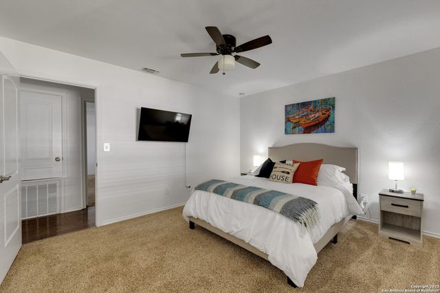 731 Hillside Loop, Canyon Lake, TX 78133