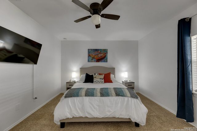 731 Hillside Loop, Canyon Lake, TX 78133