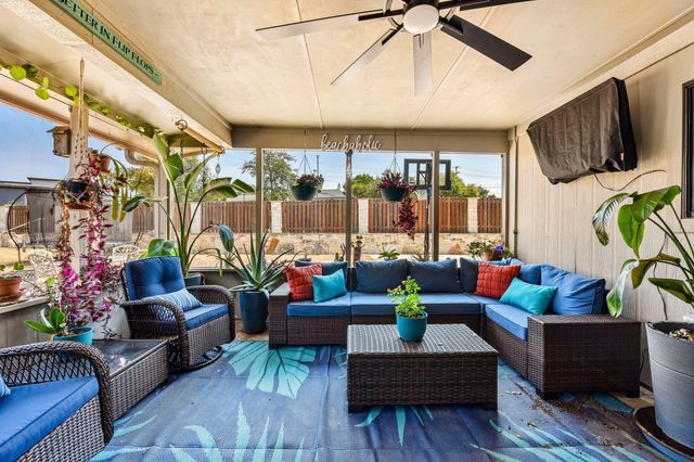 20923 Oak Dale DR, Lago Vista, TX 78645