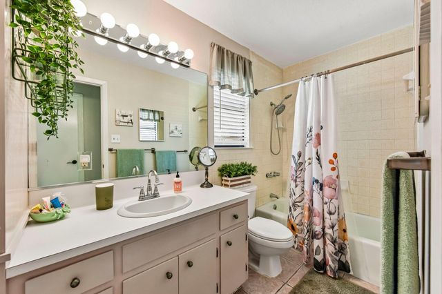20923 Oak Dale DR, Lago Vista, TX 78645