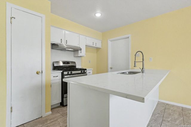 4842 CASA ORO ST, San Antonio, TX 78233