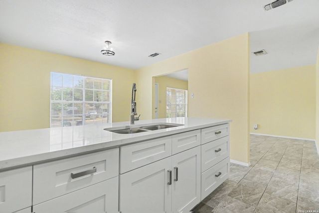 4842 CASA ORO ST, San Antonio, TX 78233